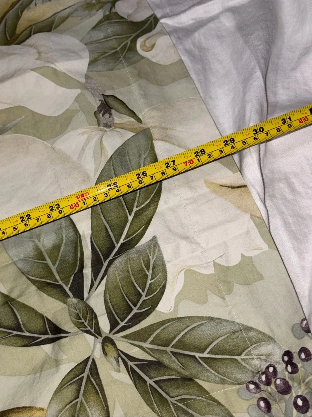 RARE like new Pottery Barn Magnolia Pillow euro sham cover 29” x 29”